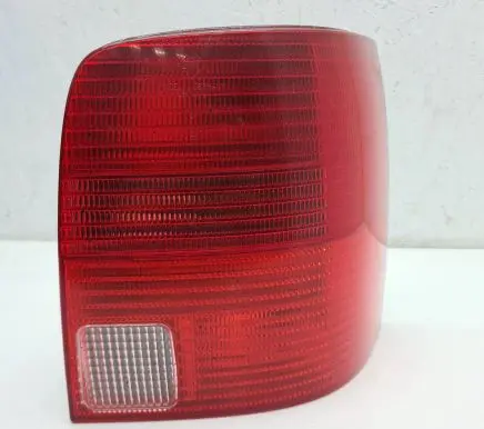 Volkswagen PASSAT B5 Rear/tail lights 389945112F