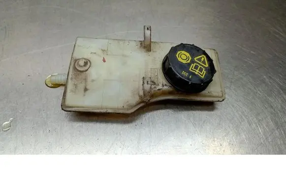 Ford Focus C-MAX Brake fluid reservoir 03350886381