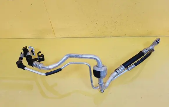 Opel Corsa C Air conditioning (A/C) pipe/hose 