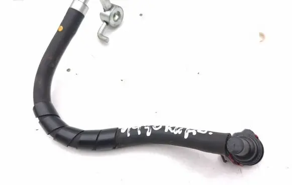 Lexus IS 220D-250-350 Fuel line pipe