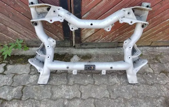 Mercedes-Benz E W212 Front subframe