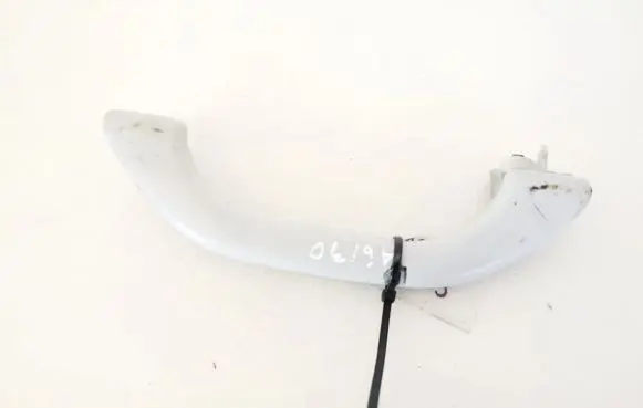 Volkswagen PASSAT B5.5 Front interior roof grab handle 3b0857607