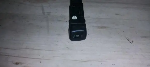 Toyota Yaris Air conditioning (A/C) switch 157164 POM