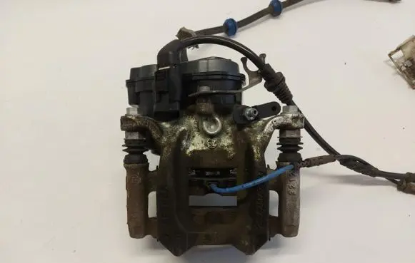 Rear brake caliper