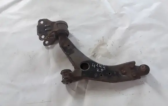Ford Focus Front lower control arm/wishbone BV613A262DAA