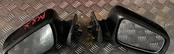 Front door electric wing mirror