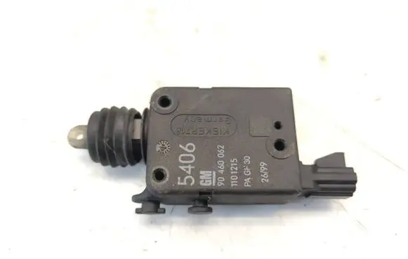 Opel Astra G Central locking motor 90460062 1101215