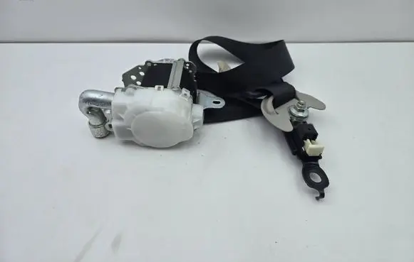 Toyota Prius (XW30) Front seatbelt 0538156 7W4570P 213913