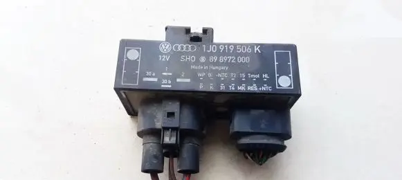 Volkswagen Golf IV Coolant fan relay 1J0919506K 898972000