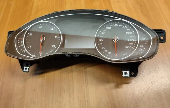 Audi A6 S6 C7 4G Speedometer (instrument cluster) 4G8920932D 0263672155