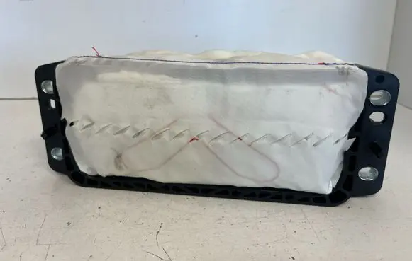 Volkswagen Tiguan Passenger airbag 5NA880204D