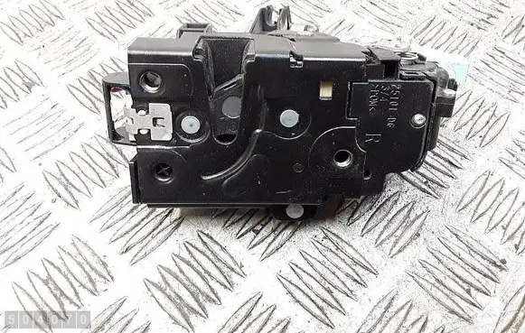 Front door lock