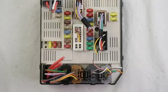 Renault Megane III Fuse module 284B66441R