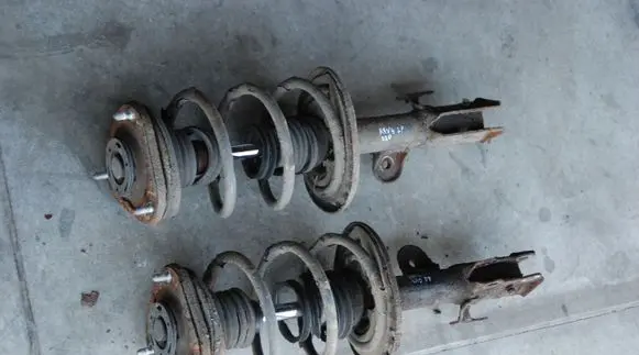 Toyota RAV 4 (XA30) Front shock absorber/damper XXX