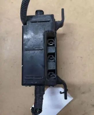 KIA Sorento Relay mounting block 0K53A67BX1