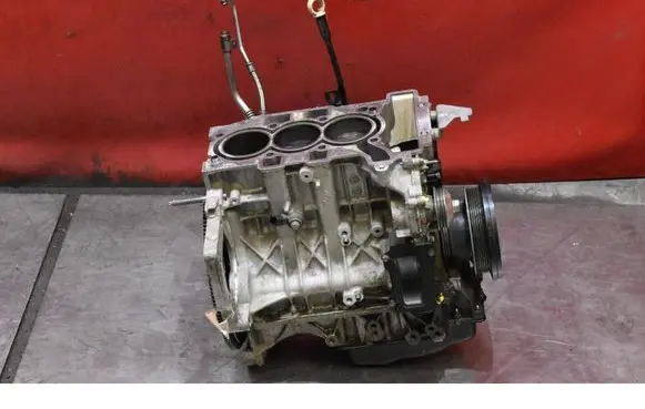 Peugeot 2008 I Engine block HN05