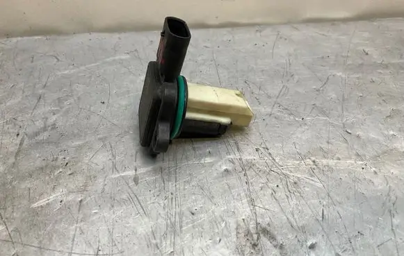 BMW X5 E70 Mass air flow meter 7593624 5WK97512 061010103