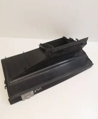 Mercedes-Benz A W169 Cabin air micro filter cap A1698300003