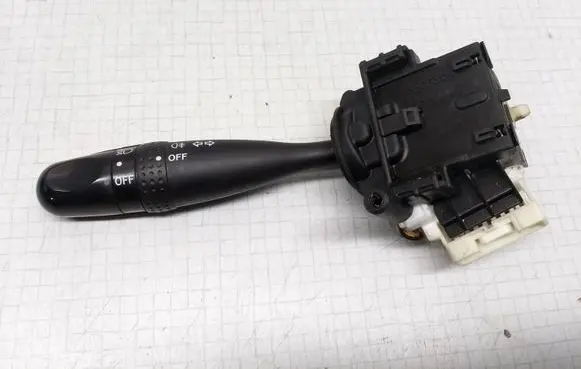 Toyota Corolla E120 E130 Indicator stalk 173681