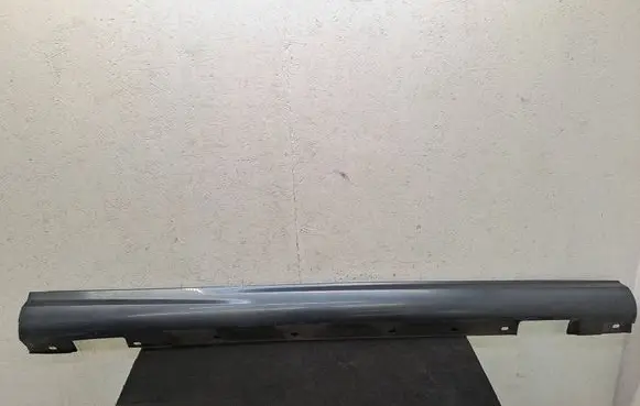 Mercedes-Benz C W204 Sill A2046981454