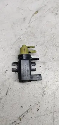 Volkswagen PASSAT B6 Vacuum valve 1k0906627A