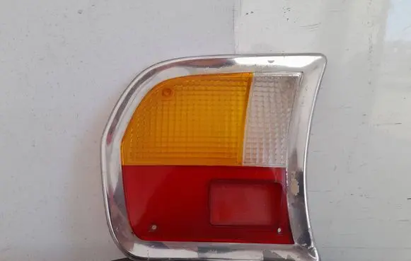 Peugeot 504 Tail light lenses 627B