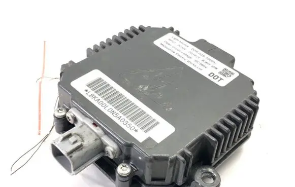 Mazda CX-7 Voltage converter/converter module 