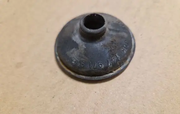 Volkswagen Jetta II Other relay 147971915