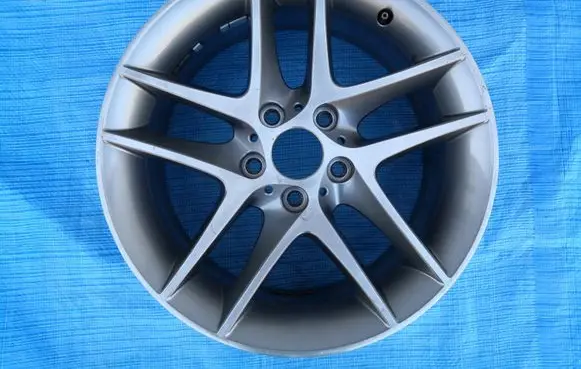 BMW 1 E81 E87 R18 alloy rim 6858734