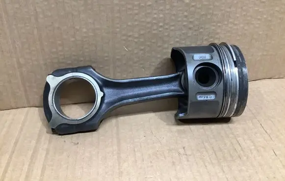 Mercedes-Benz E W211 Piston with connecting rod 61103249