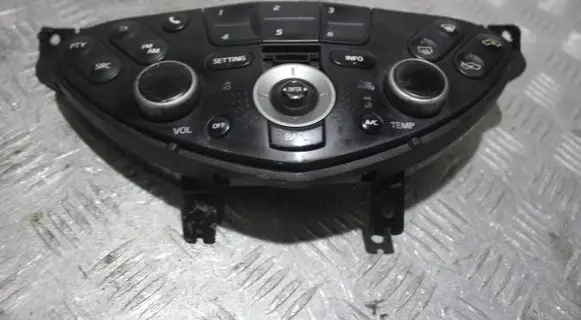 Nissan Primera Climate control unit 28395AV610