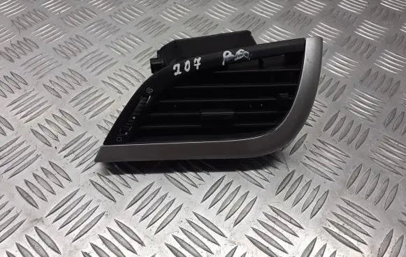 Peugeot 207 Dashboard side air vent grill/cover trim 9650088477