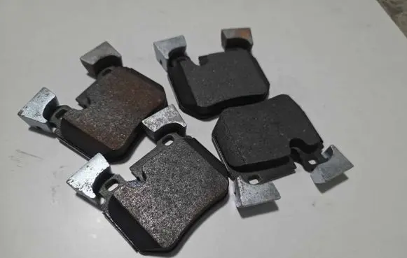 BMW 1 E82 E88 Brake pads (rear) WVA24315