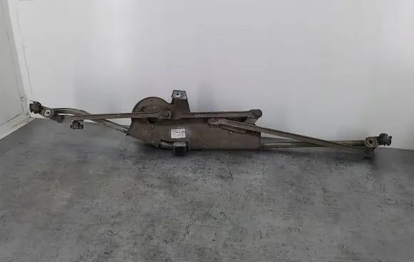 Seat Alhambra (Mk1) Front wiper linkage 