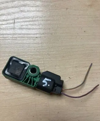 Volvo S80 Airbag deployment crash/impact sensor 30775521