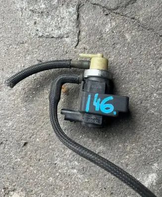 Citroen DS3 Turbo solenoid valve V759537280