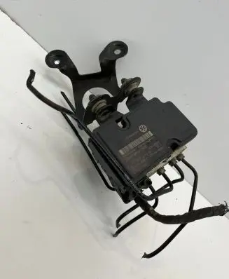 Volkswagen Caddy ABS Pump 1K0907379AF