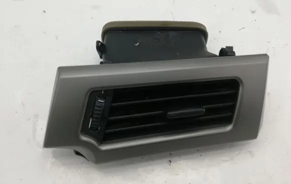 BMW 5 E60 E61 Dashboard side air vent grill/cover trim 64226913708 6913708