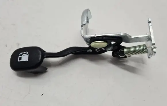 Hyundai i20 (GB IB) Fuel cap release pull handle 