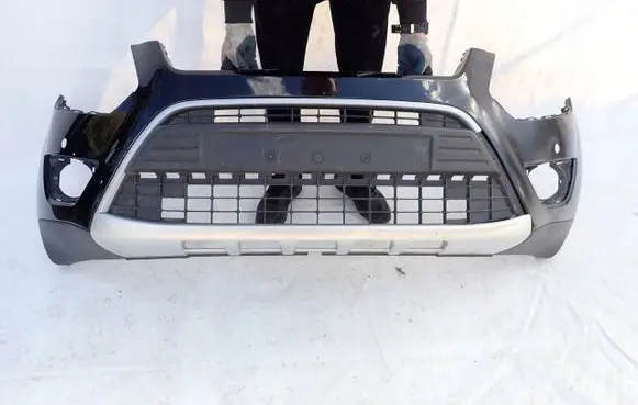 Ford Kuga I Front bumper 8V4117757A
