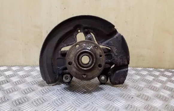 Volvo S60 Front wheel hub