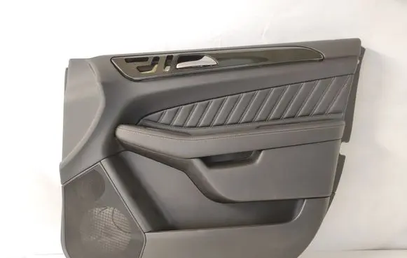 Mercedes-Benz GLS X166 Front door card panel trim A1667208001