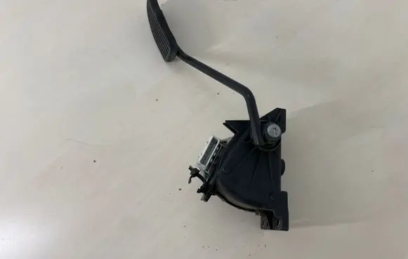 Volvo XC90 Accelerator throttle pedal 30683521 6PV00853718