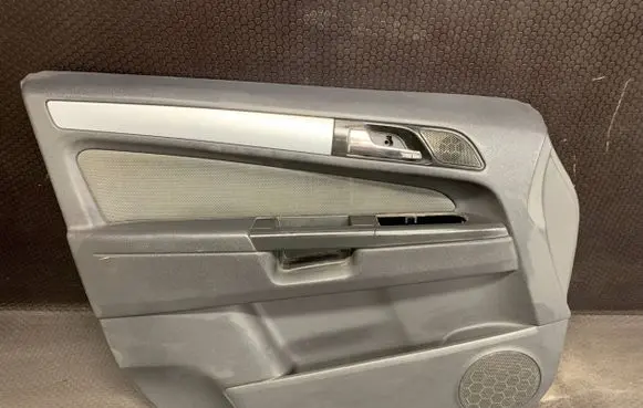 Opel Zafira B Front door card panel trim AHH26605