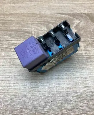Peugeot 607 Other relay 12V50A03525