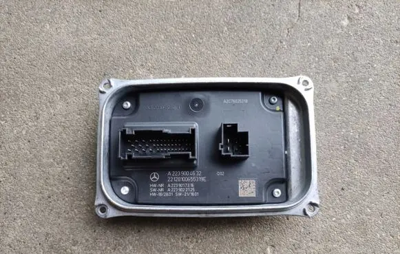 Mercedes-Benz S W223 LED ballast control module A2239004632