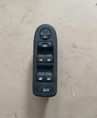 Peugeot Rifter Electric window control switch 98026370