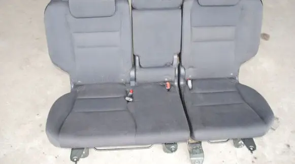 Honda CR-V Second row seats 140KM