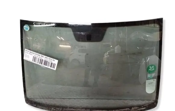 Skoda Citigo Front windscreen/windshield window 