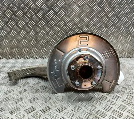 Tesla Model 3 Front wheel hub 104412200E 104466100C